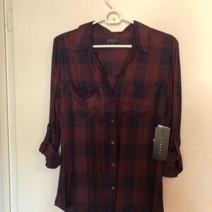 Women’s size S super soft shirt